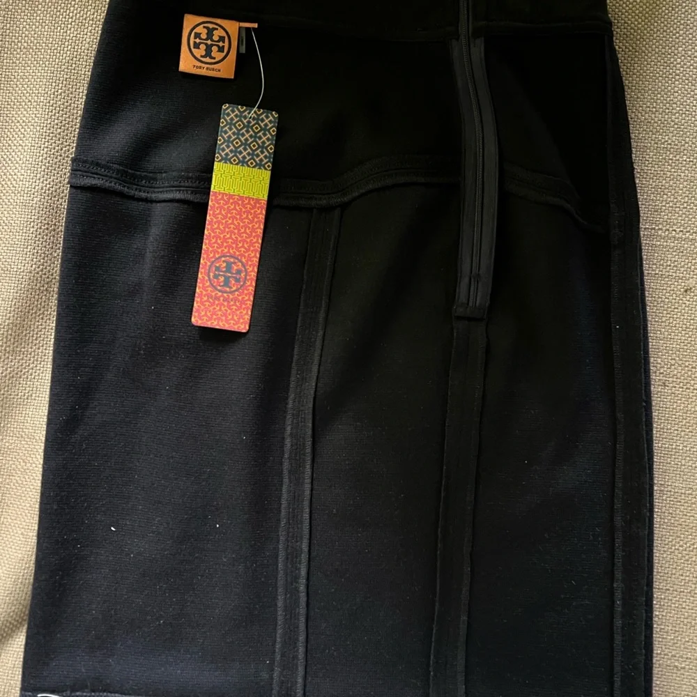 Tory Burch XS navy wool blend skirt New With Tags